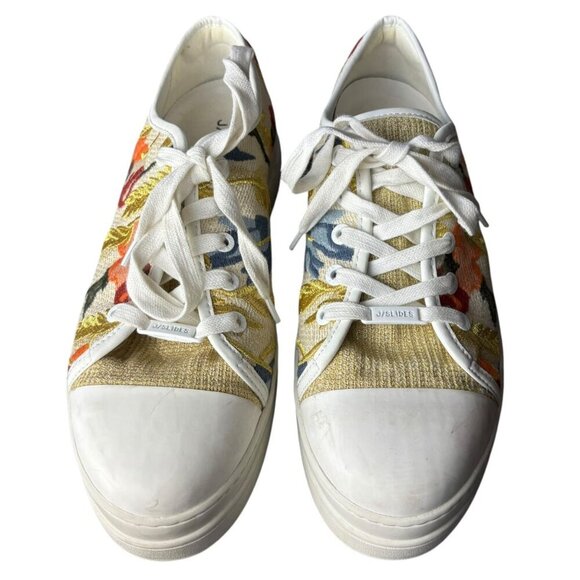 J Slides Women's 9 Noir‎ Floral Embroidered Platform Sneaker White Beige Artsy - Picture 2 of 10